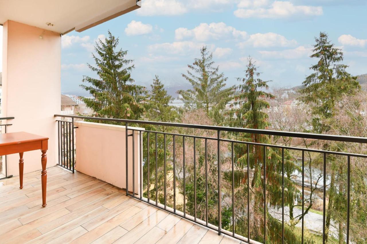 Nice Apartment With Balcony Very Close To The City Center Annecy Ngoại thất bức ảnh