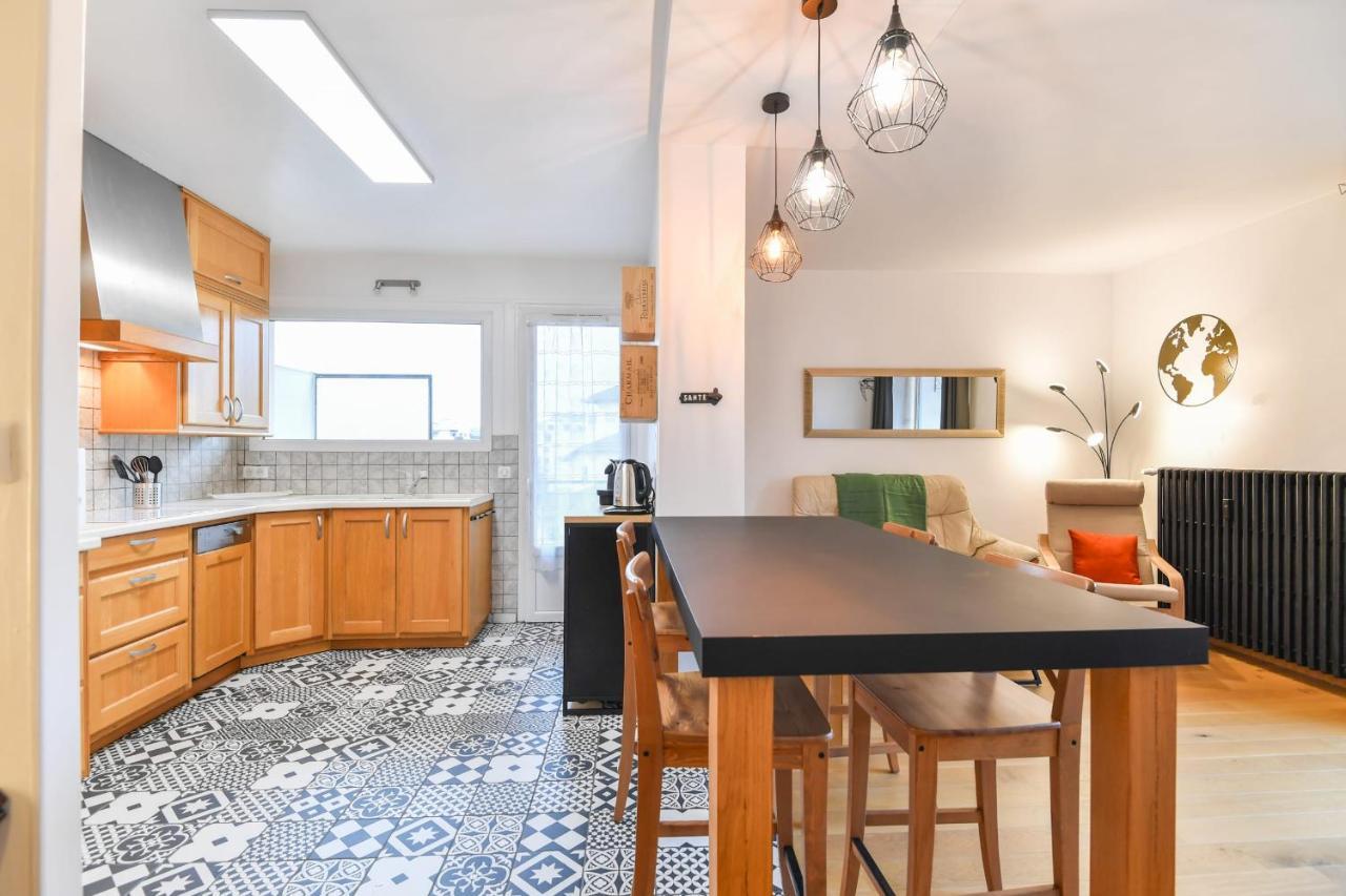 Nice Apartment With Balcony Very Close To The City Center Annecy Ngoại thất bức ảnh