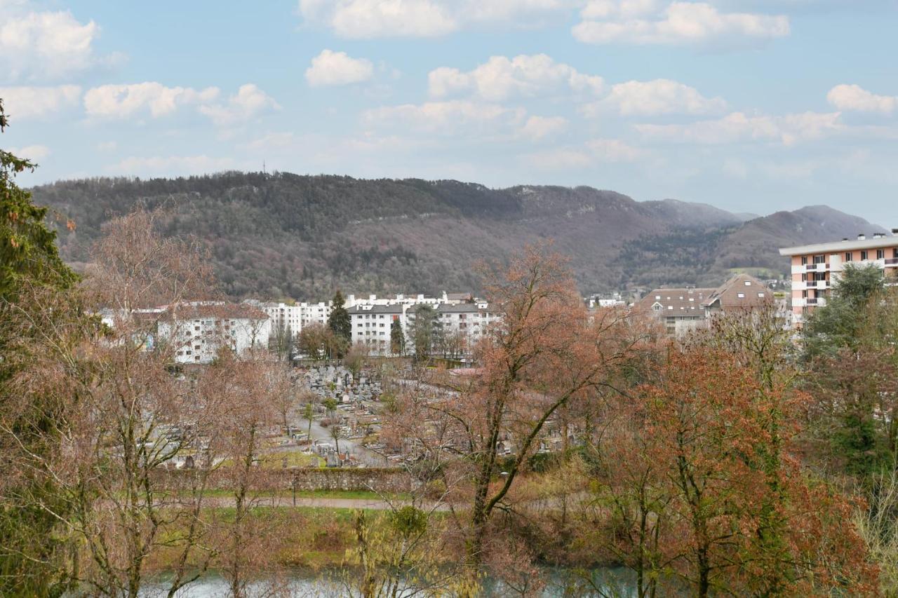 Nice Apartment With Balcony Very Close To The City Center Annecy Ngoại thất bức ảnh
