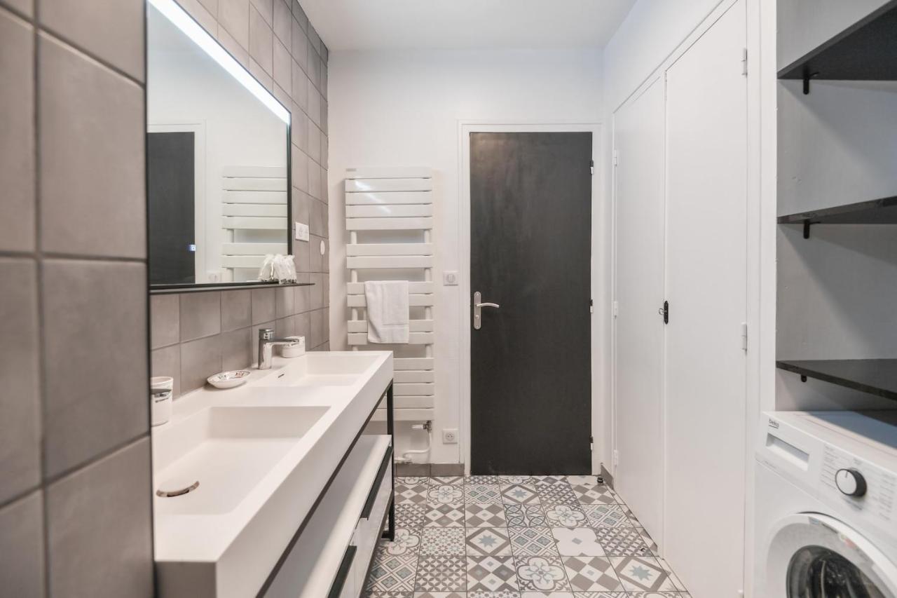 Nice Apartment With Balcony Very Close To The City Center Annecy Ngoại thất bức ảnh