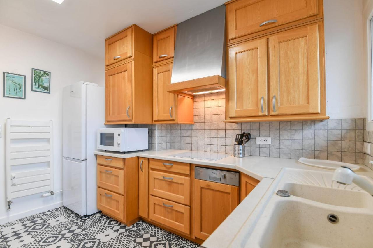 Nice Apartment With Balcony Very Close To The City Center Annecy Ngoại thất bức ảnh