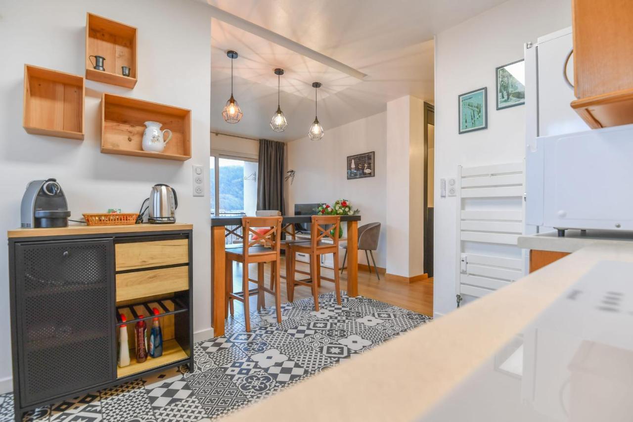Nice Apartment With Balcony Very Close To The City Center Annecy Ngoại thất bức ảnh